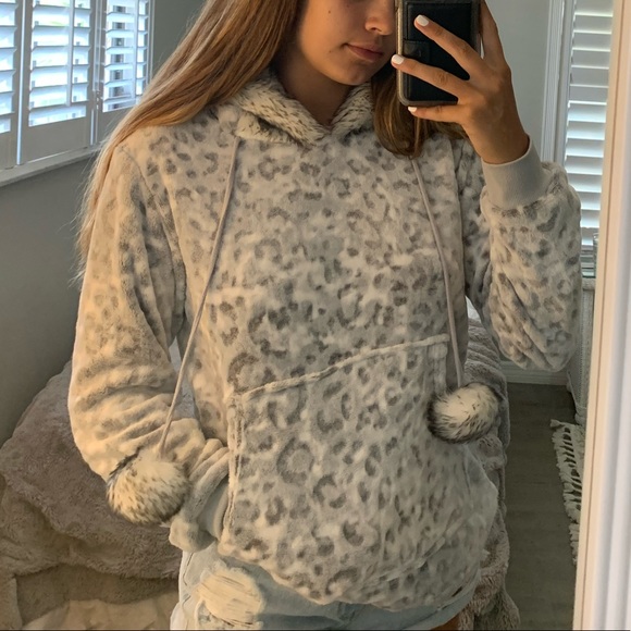 Tops - Lounge Hoodie